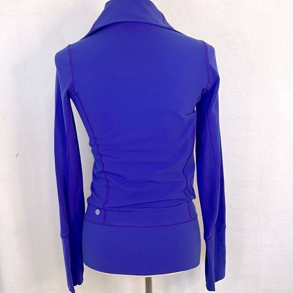 LULULEMON IN STRIDE JACKET - BRUISED BERRY/FADED DOT - Picture 7 of 16
